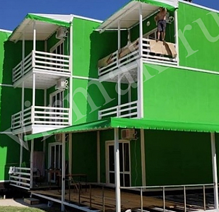 Гостиница в с. Веселое (Крым, Судак). Отделка - штукатурка короед